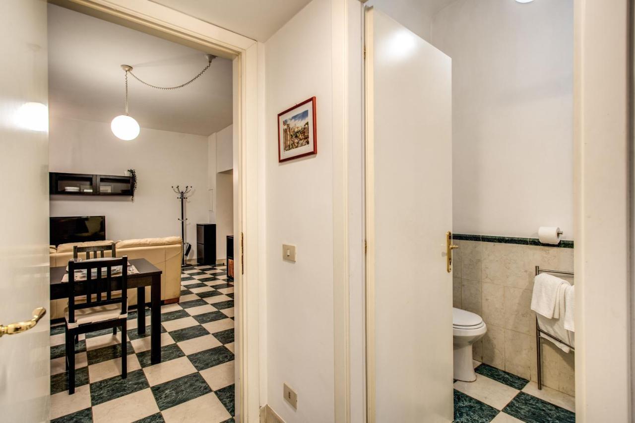 Popolo Accommodation - Lovely Central Apartment ローマ エクステリア 写真