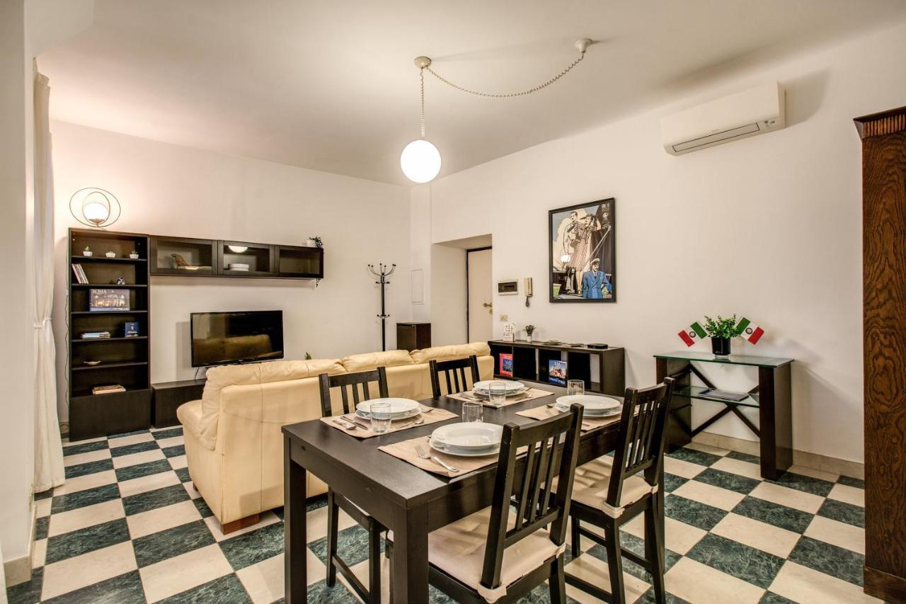 Popolo Accommodation - Lovely Central Apartment ローマ エクステリア 写真